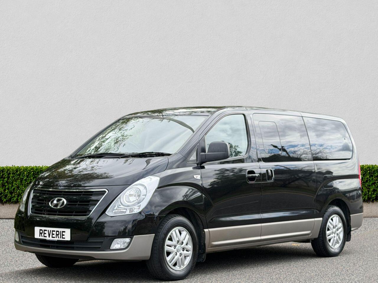 Hyundai I800 view 3