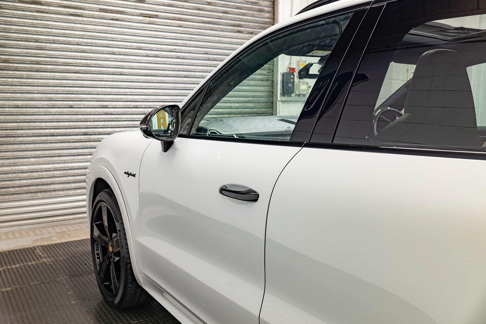 Porsche Cayenne view 96