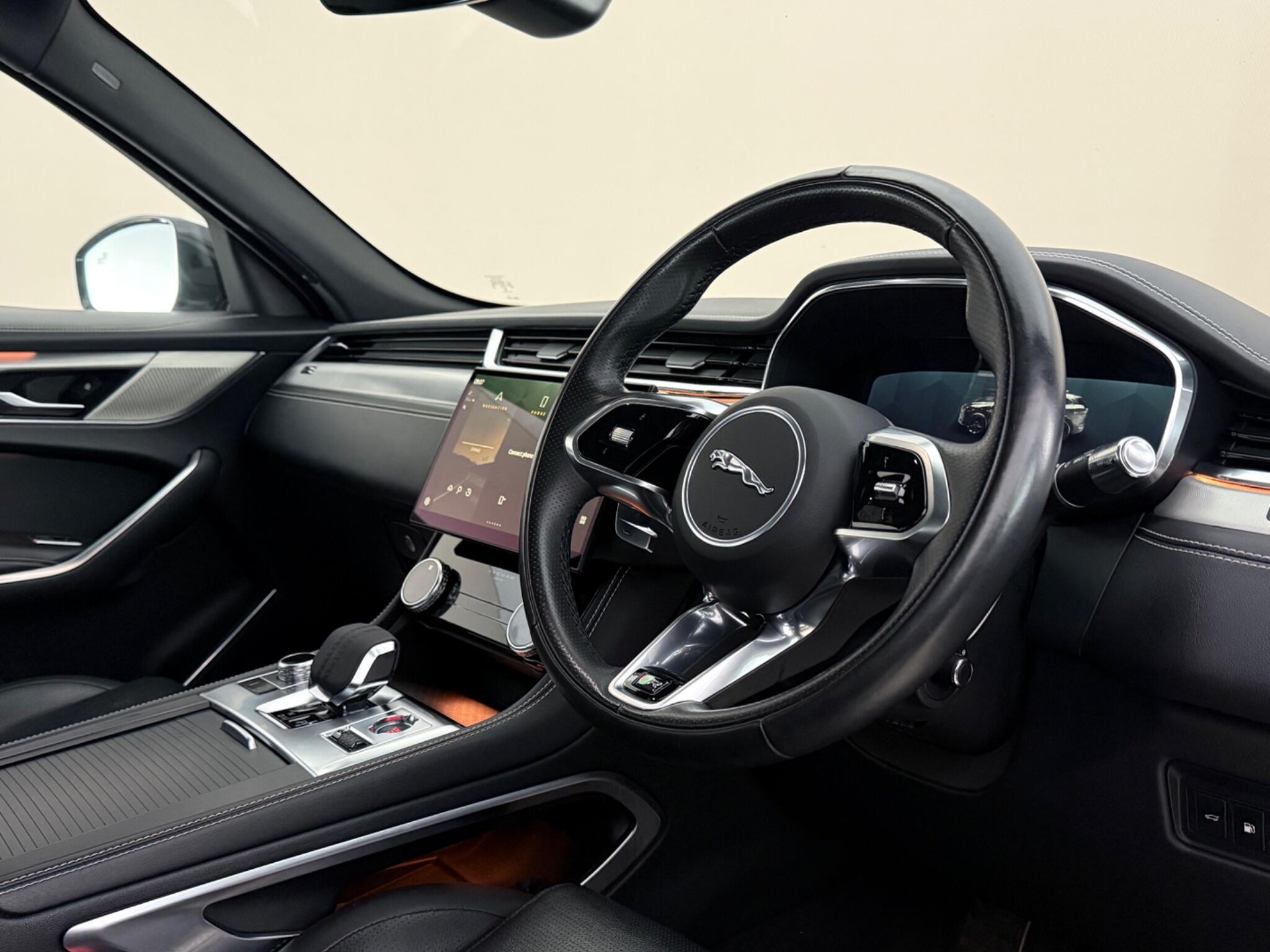 Jaguar F-Pace view 3