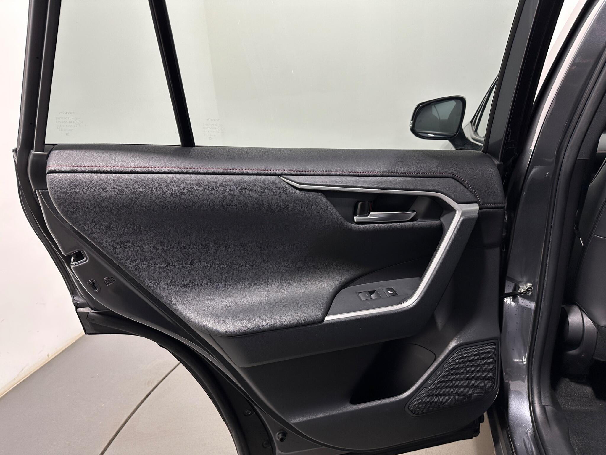 Toyota Rav4 view 39