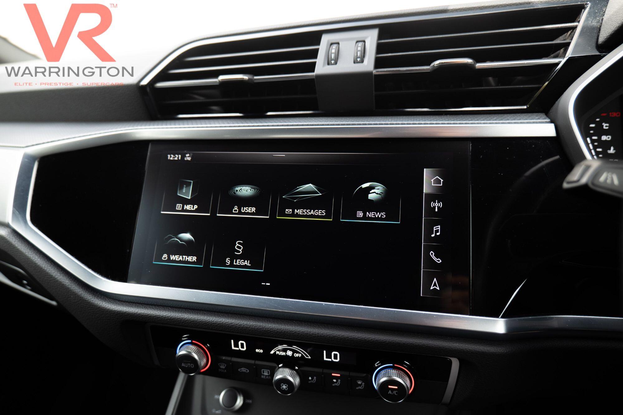 Audi Q3 view 31