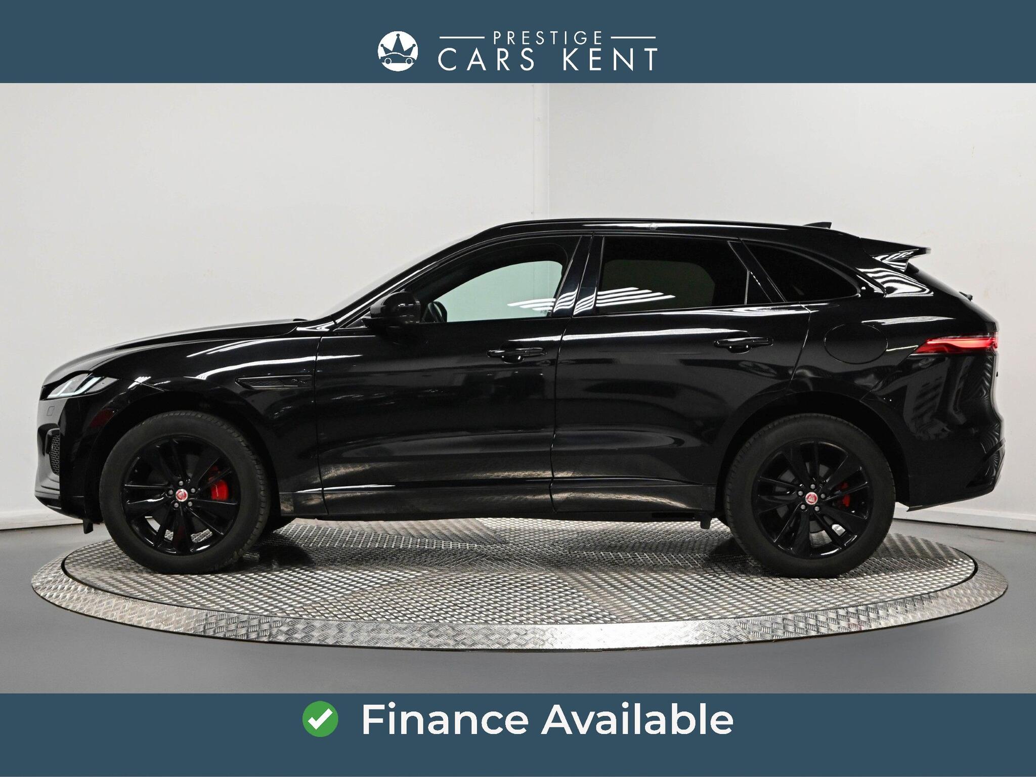 Jaguar F-Pace view 4