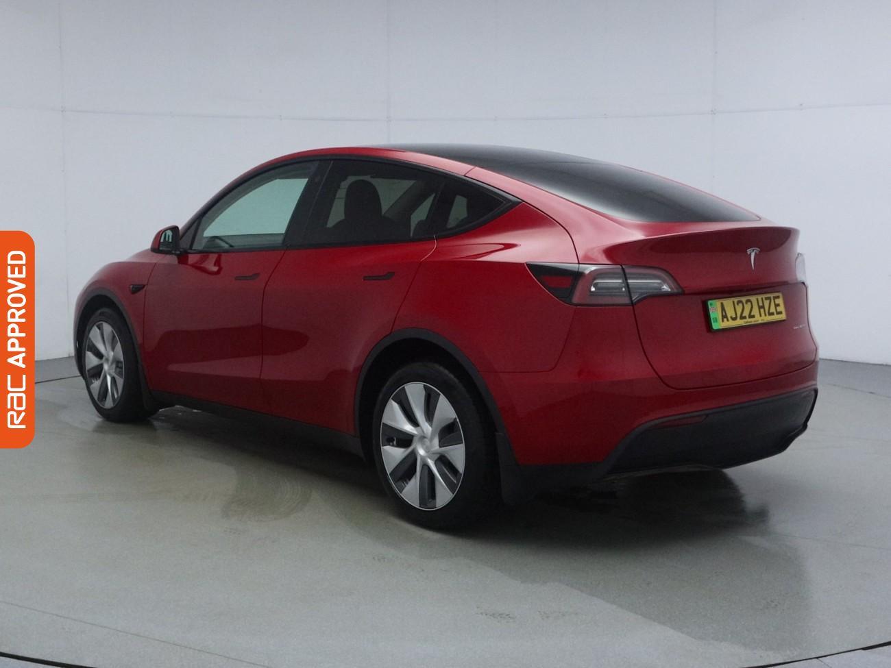 Tesla Model Y view 5