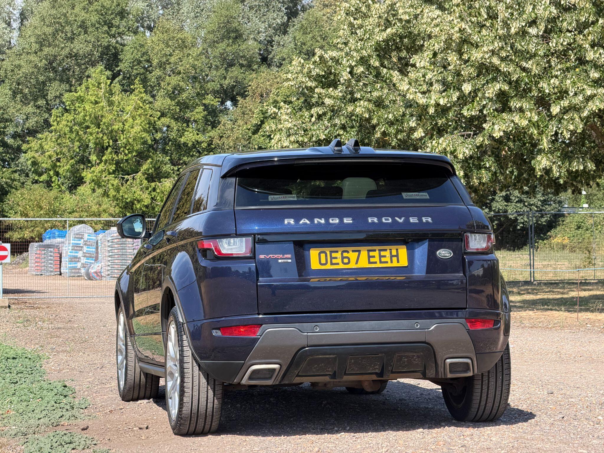 Land Rover Range Rover Evoque view 11