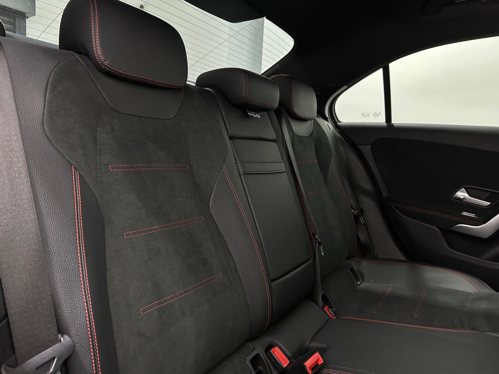 Mercedes-Benz A-Class view 42