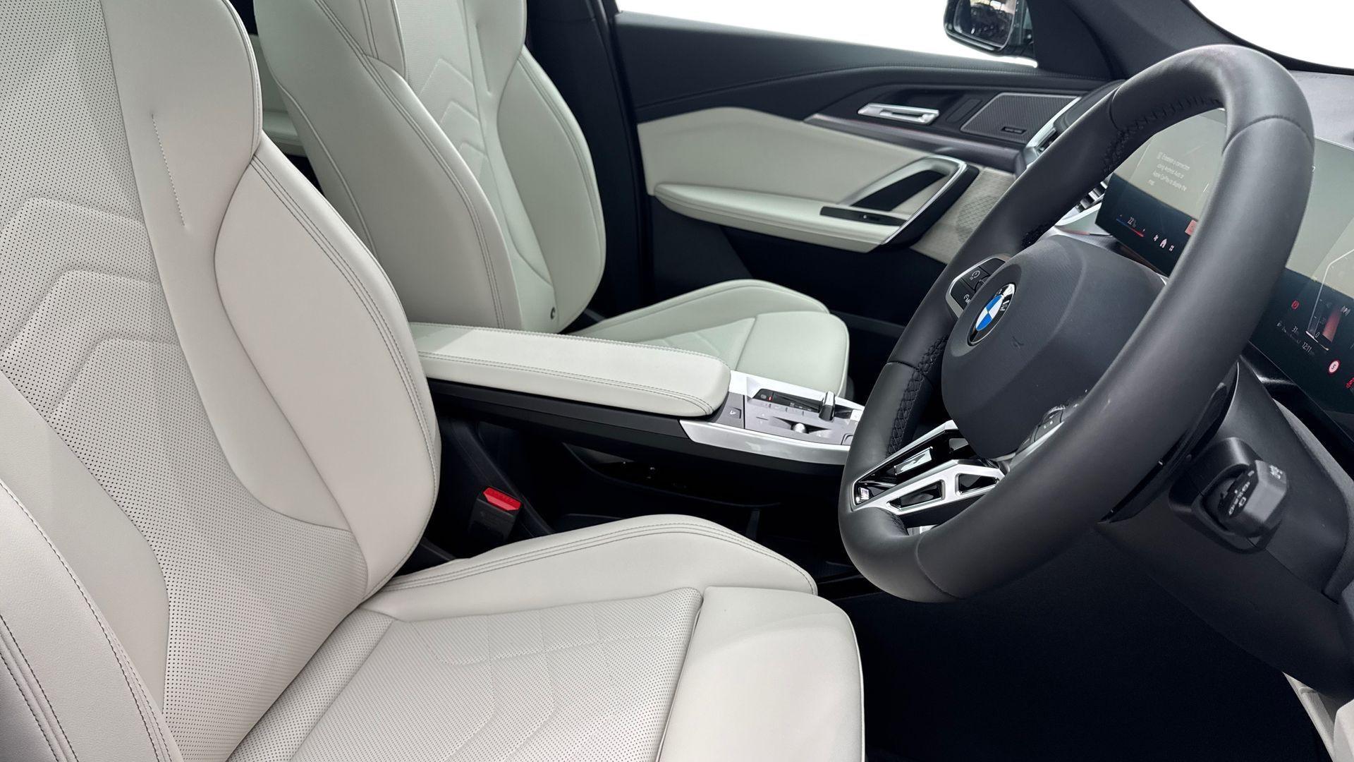 BMW X1 view 11