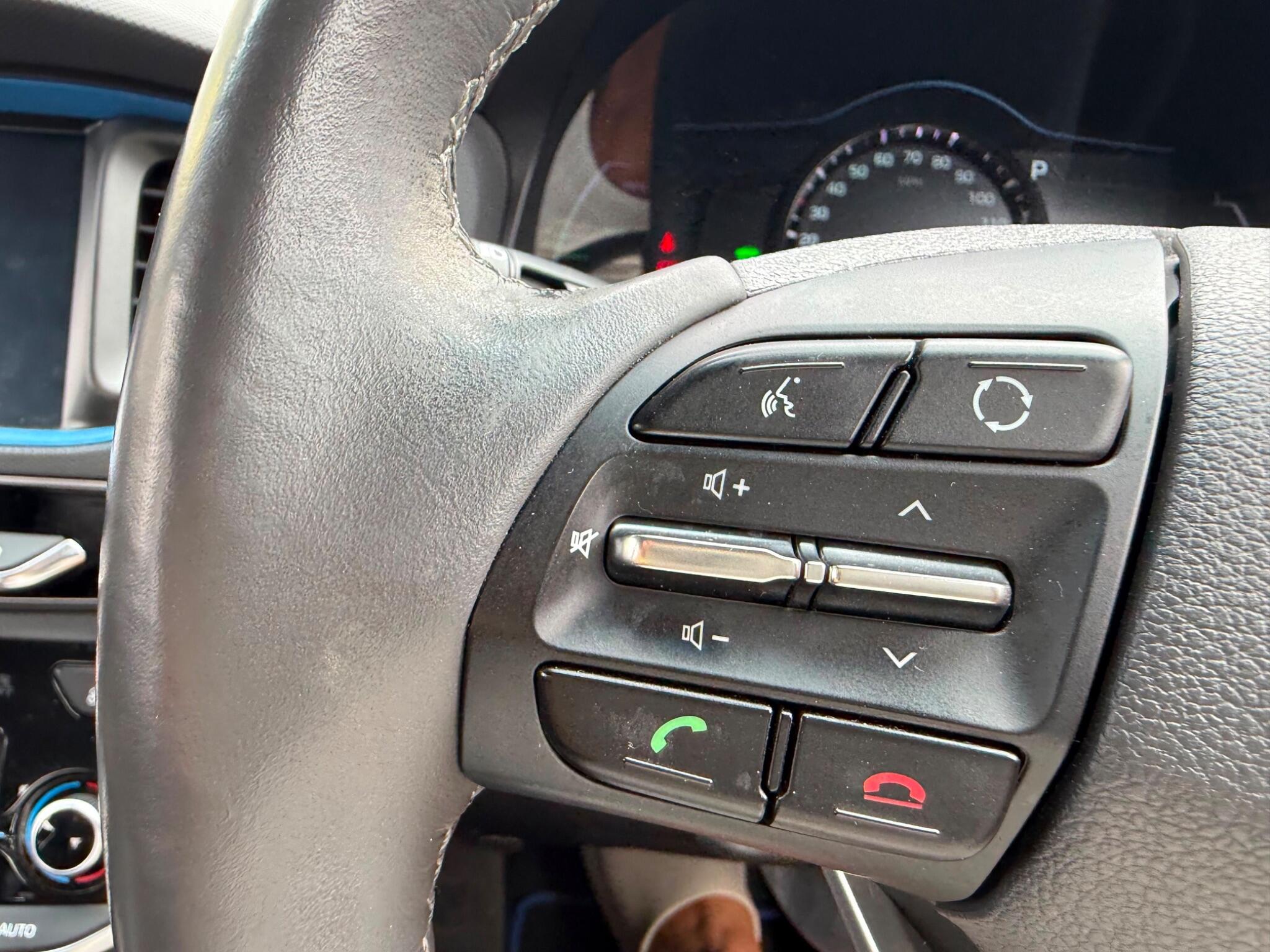 Hyundai Ioniq view 16