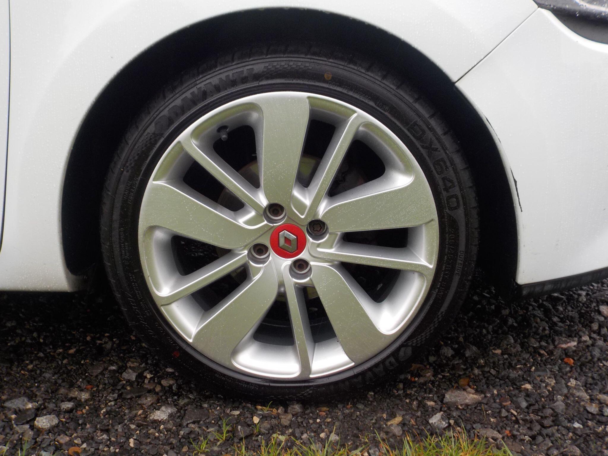Renault Clio 1.5 dCi Dynamique S MediaNav Euro 5 (s/s) 5dr