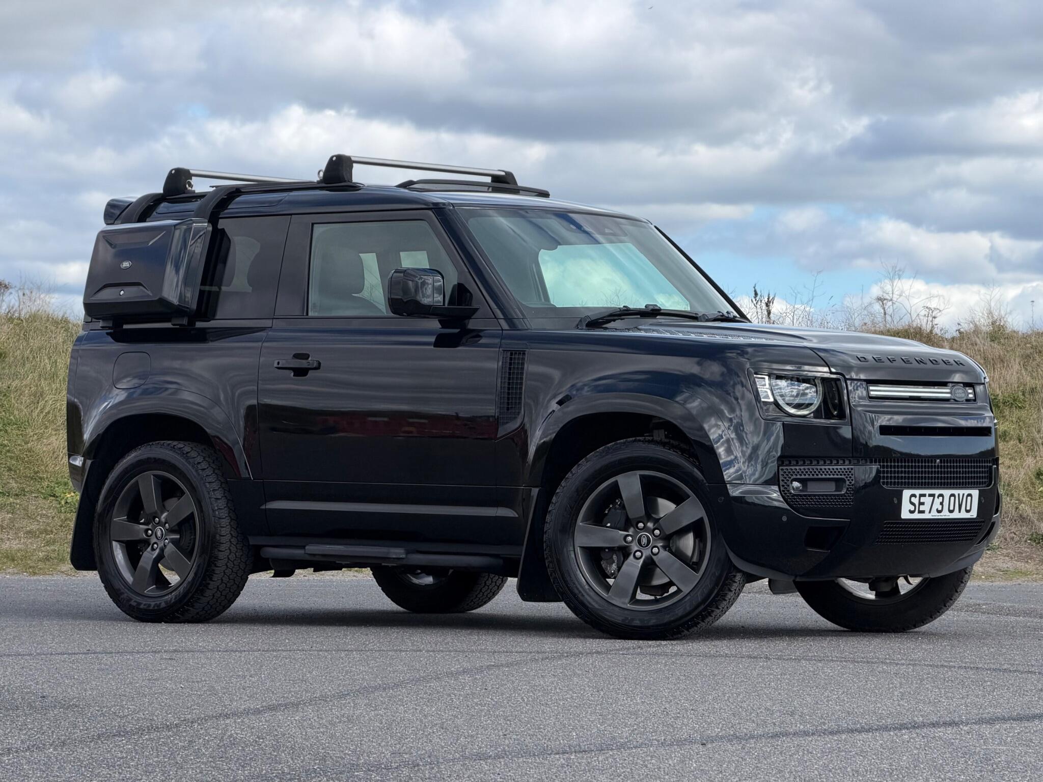 Land Rover Defender view 37