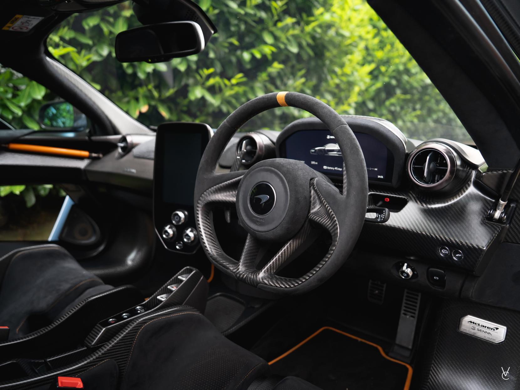 McLaren Senna view 9