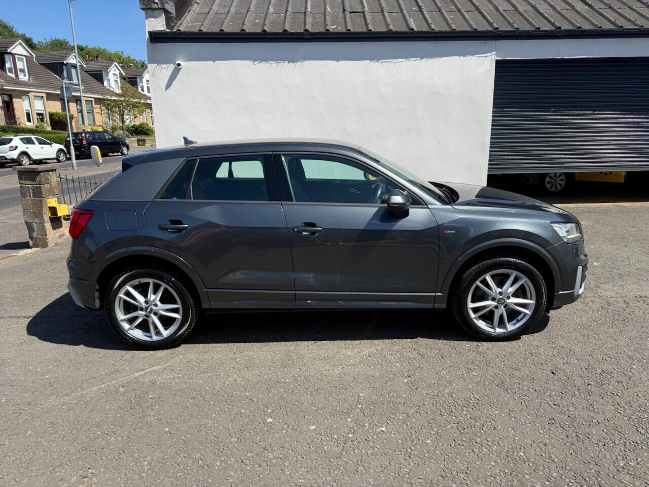 Audi Q2 view 2