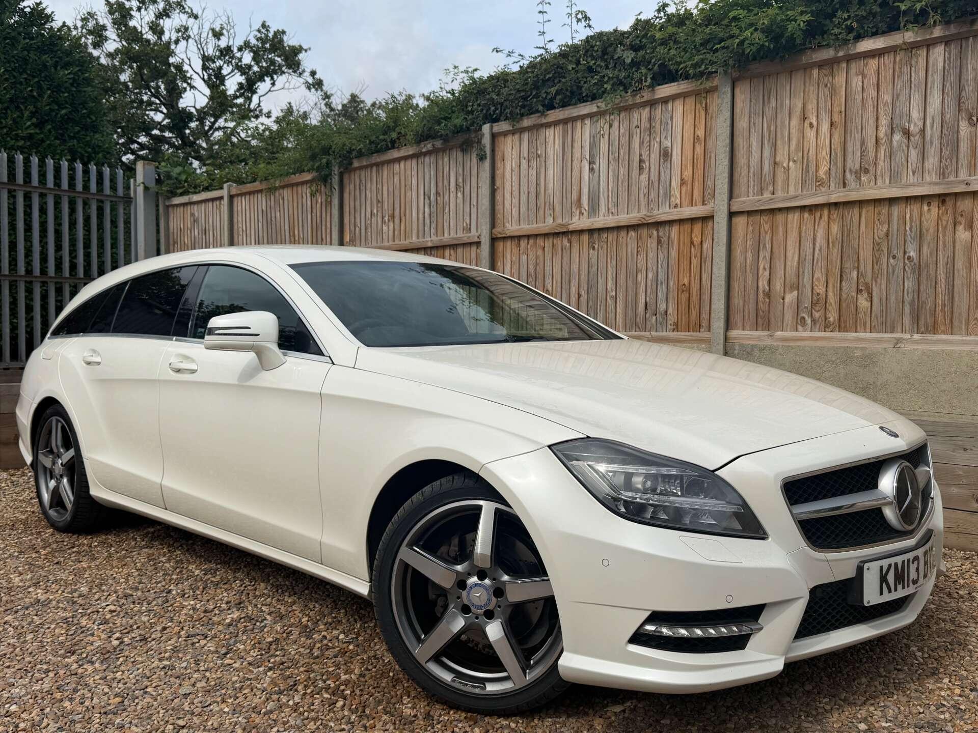 Mercedes-Benz CLS view 9