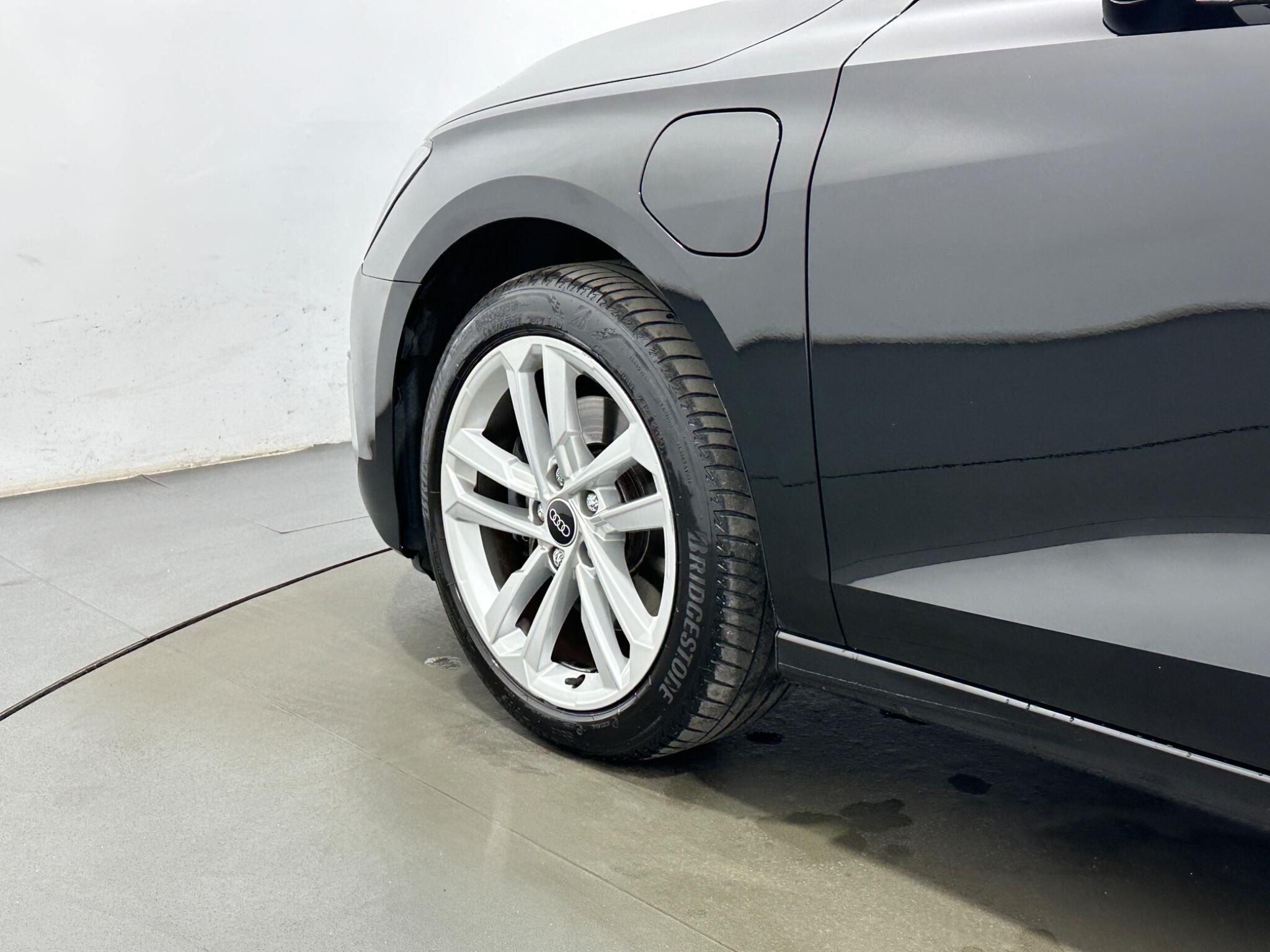 Audi A3 view 50