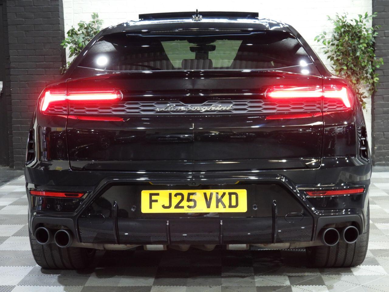 Lamborghini Urus view 53