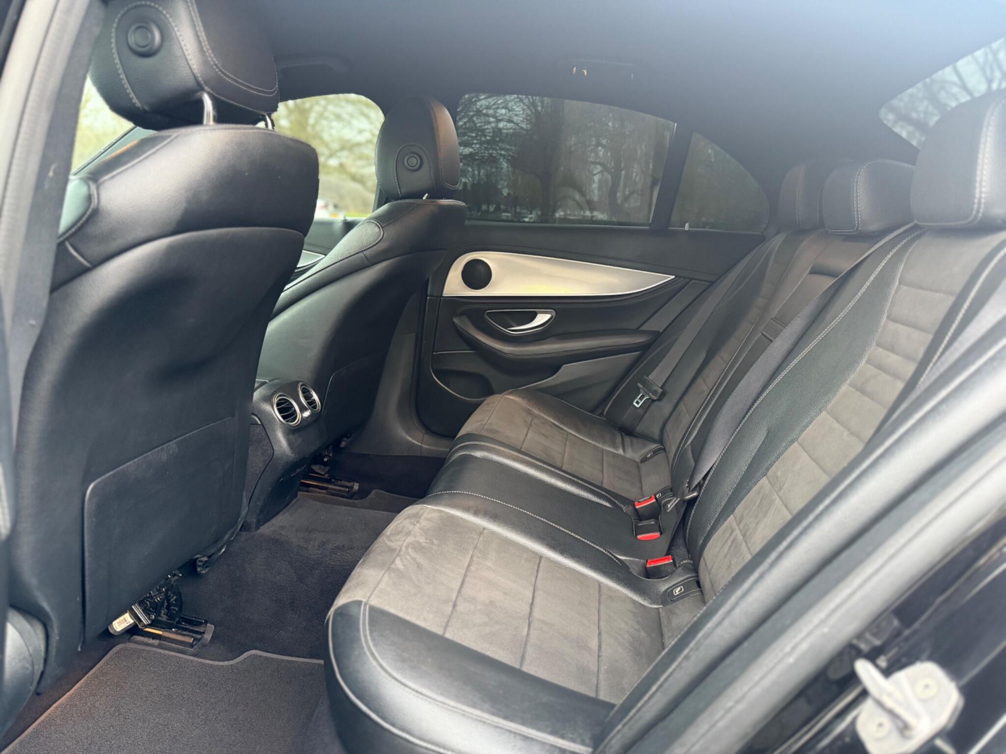 Mercedes-Benz E-Class view 23