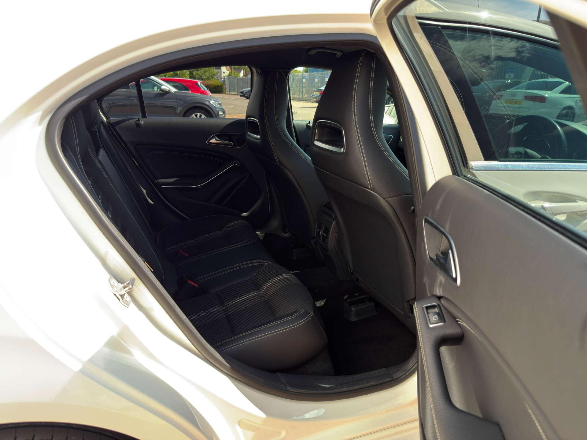 Mercedes-Benz A Class view 30