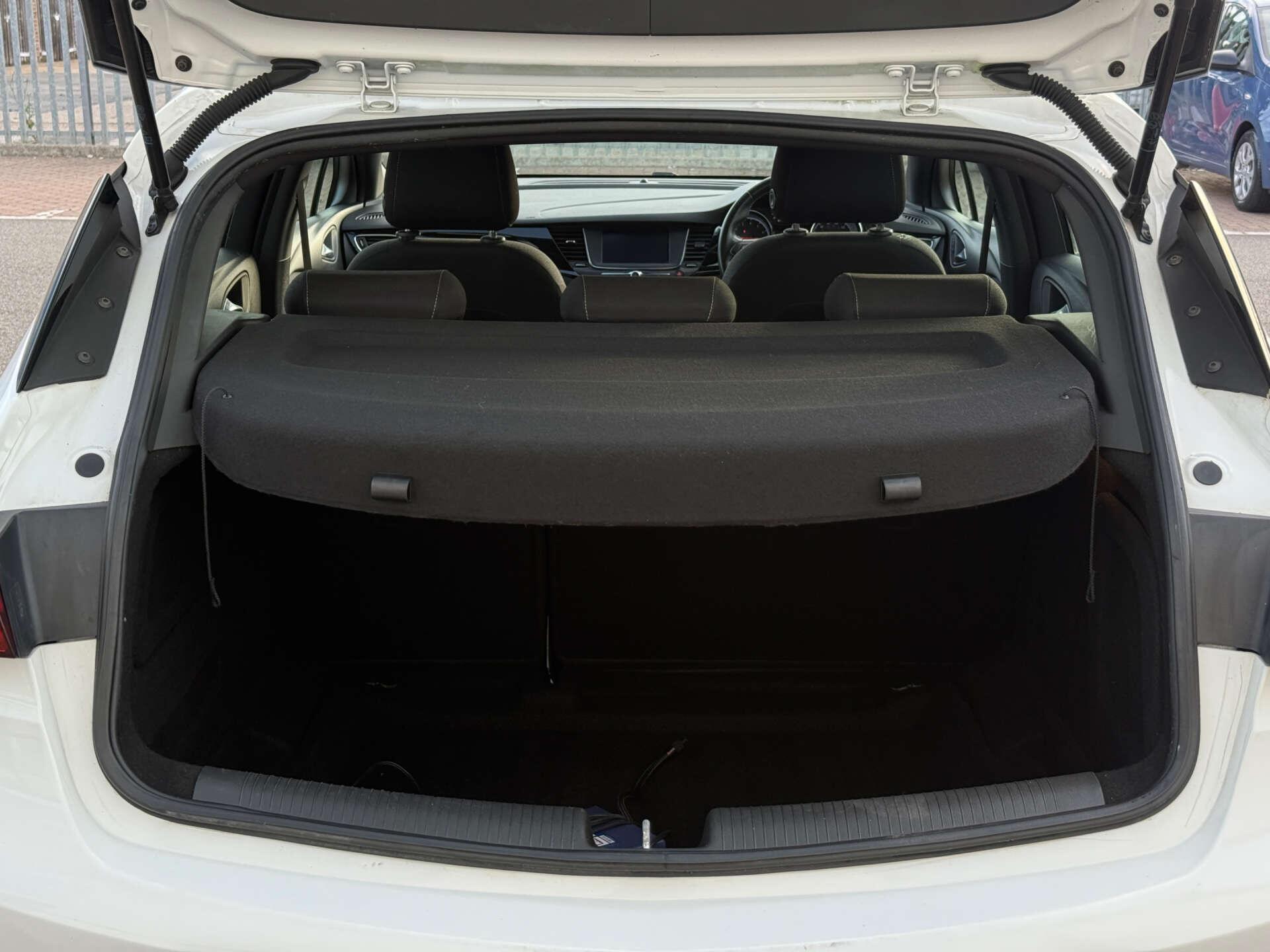 Vauxhall Astra view 29