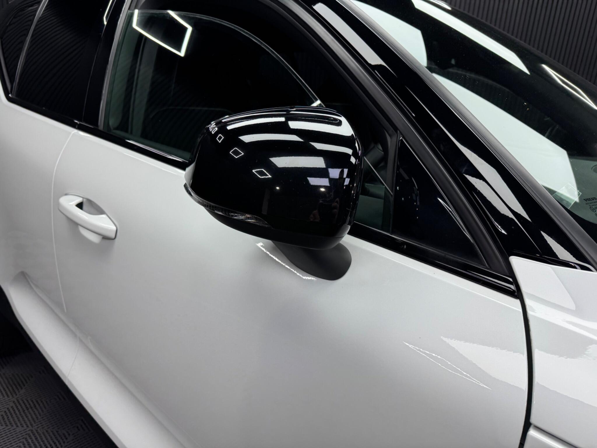 Volvo XC40 view 43