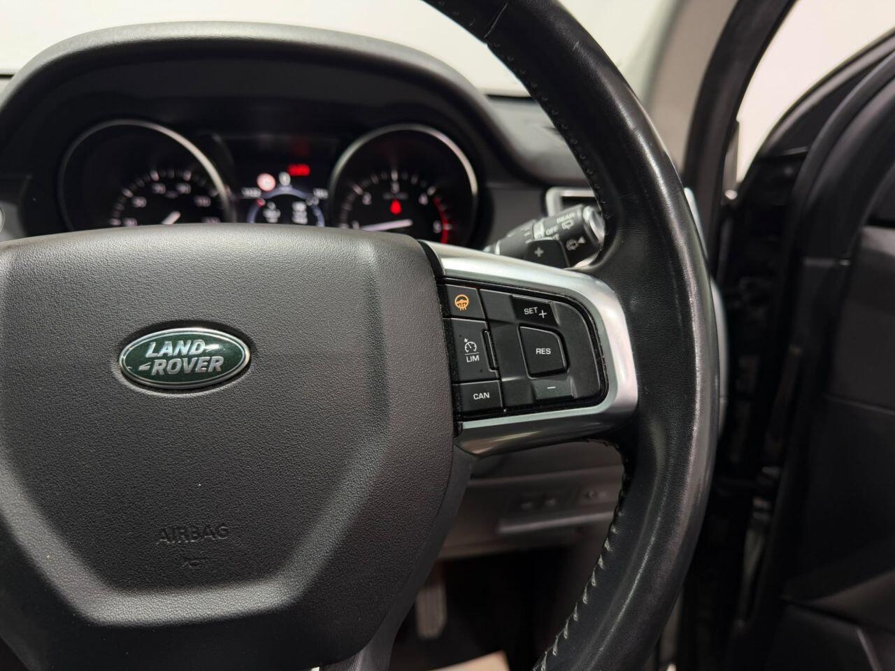 Land Rover Discovery Sport view 24