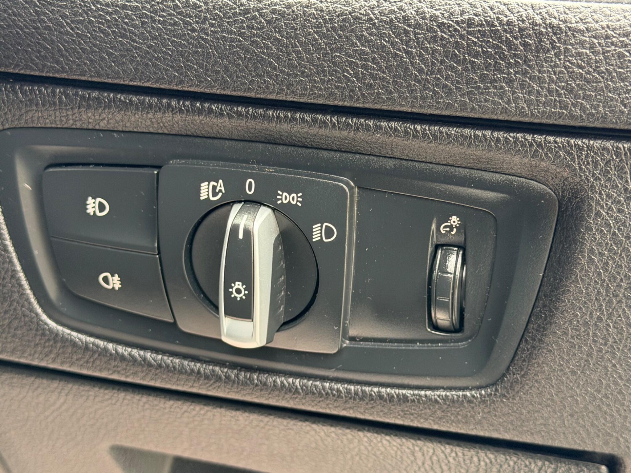 BMW 1 Series view 18