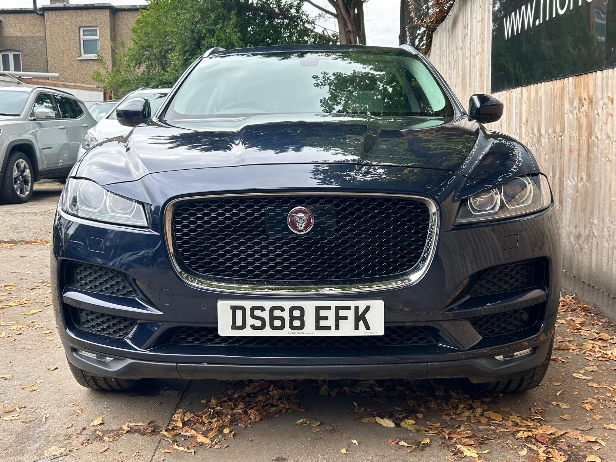 Jaguar F-Pace view 21