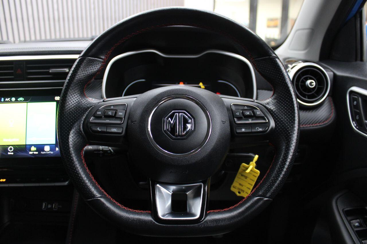 MG ZS view 18