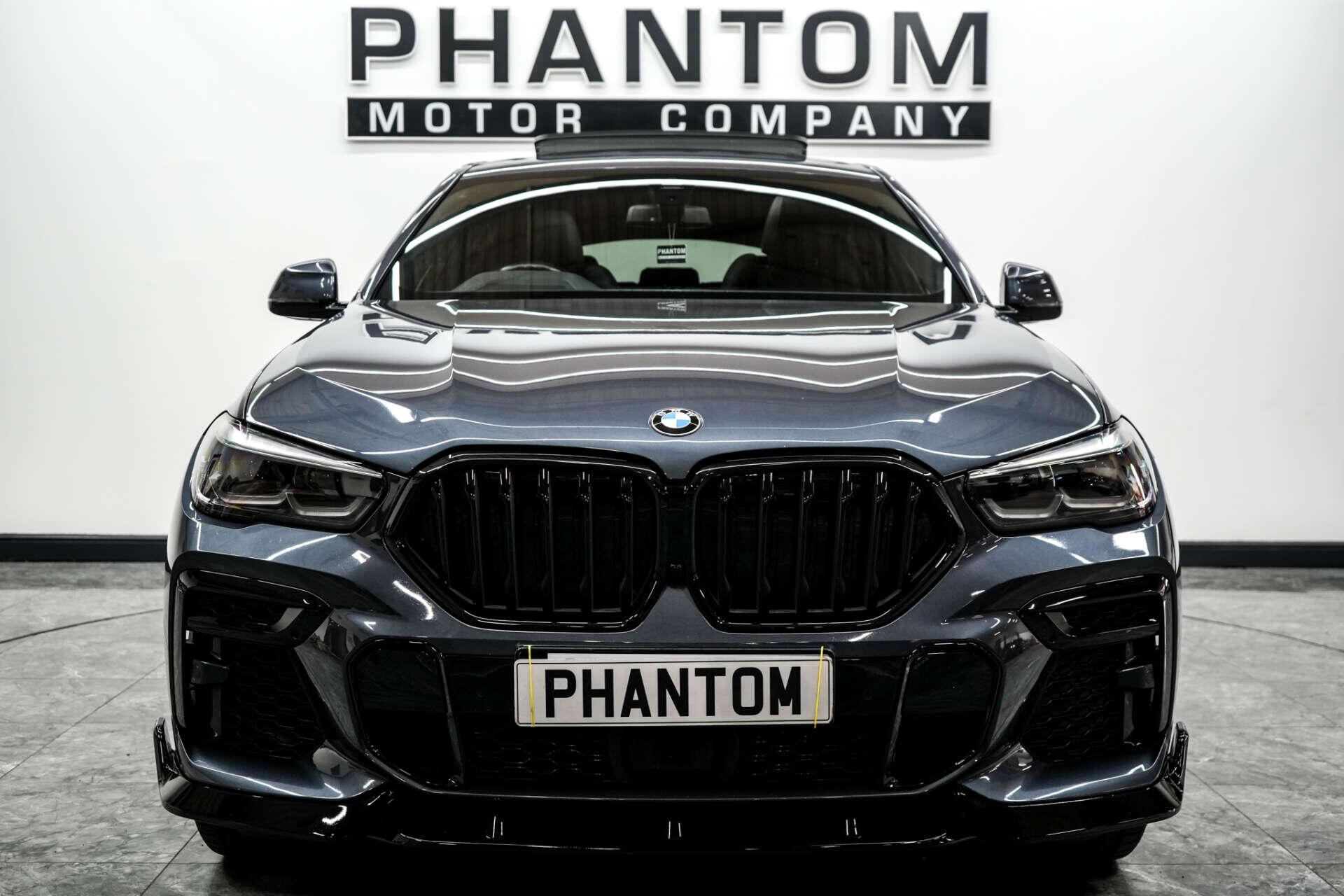 BMW X6 view 2