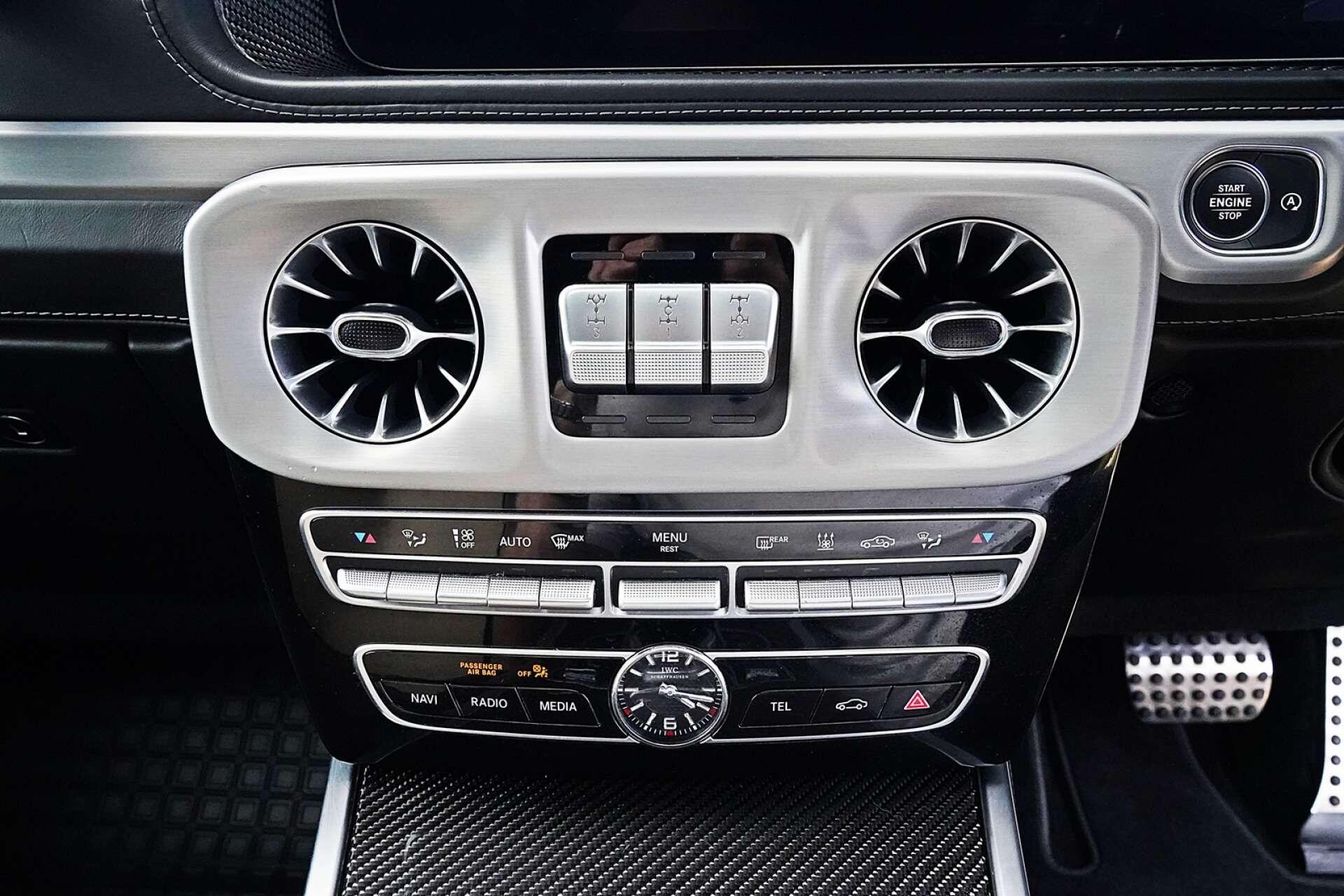 Mercedes-Benz G-Class view 25
