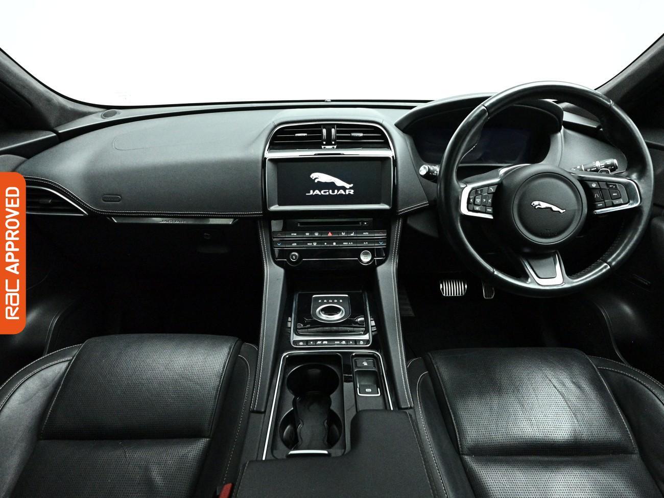 Jaguar F-Pace view 2