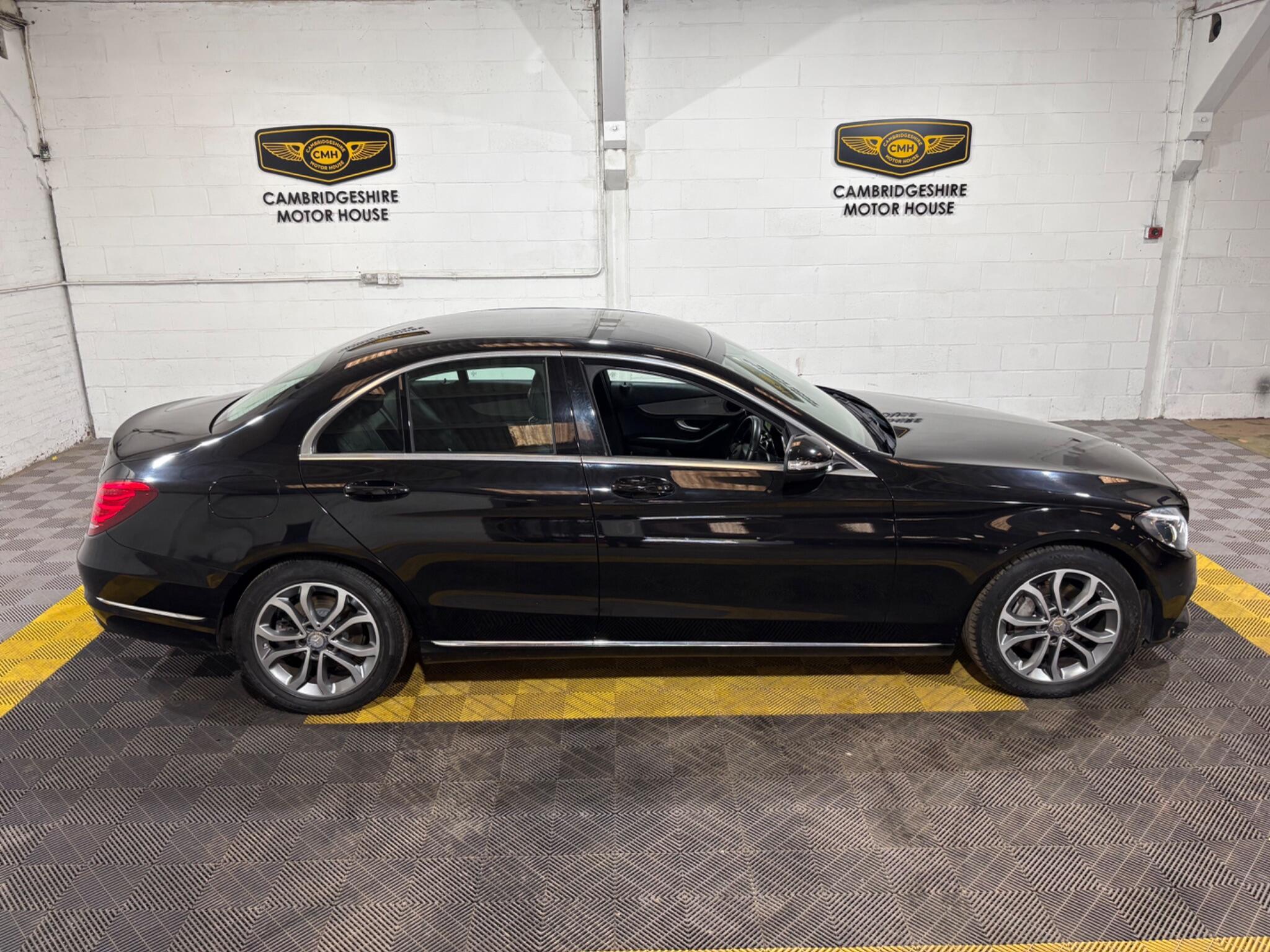Mercedes-Benz C Class view 49