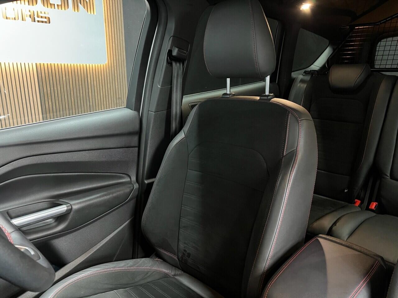 Ford Kuga view 29