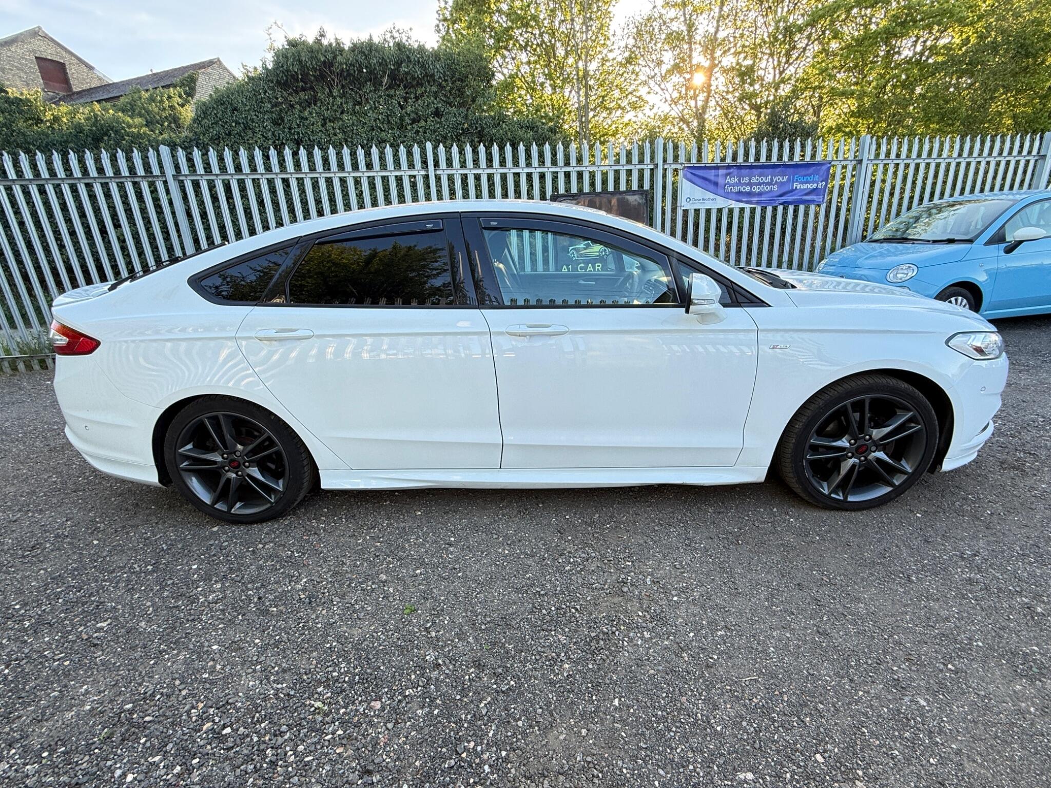 2016 Ford Mondeo image 15