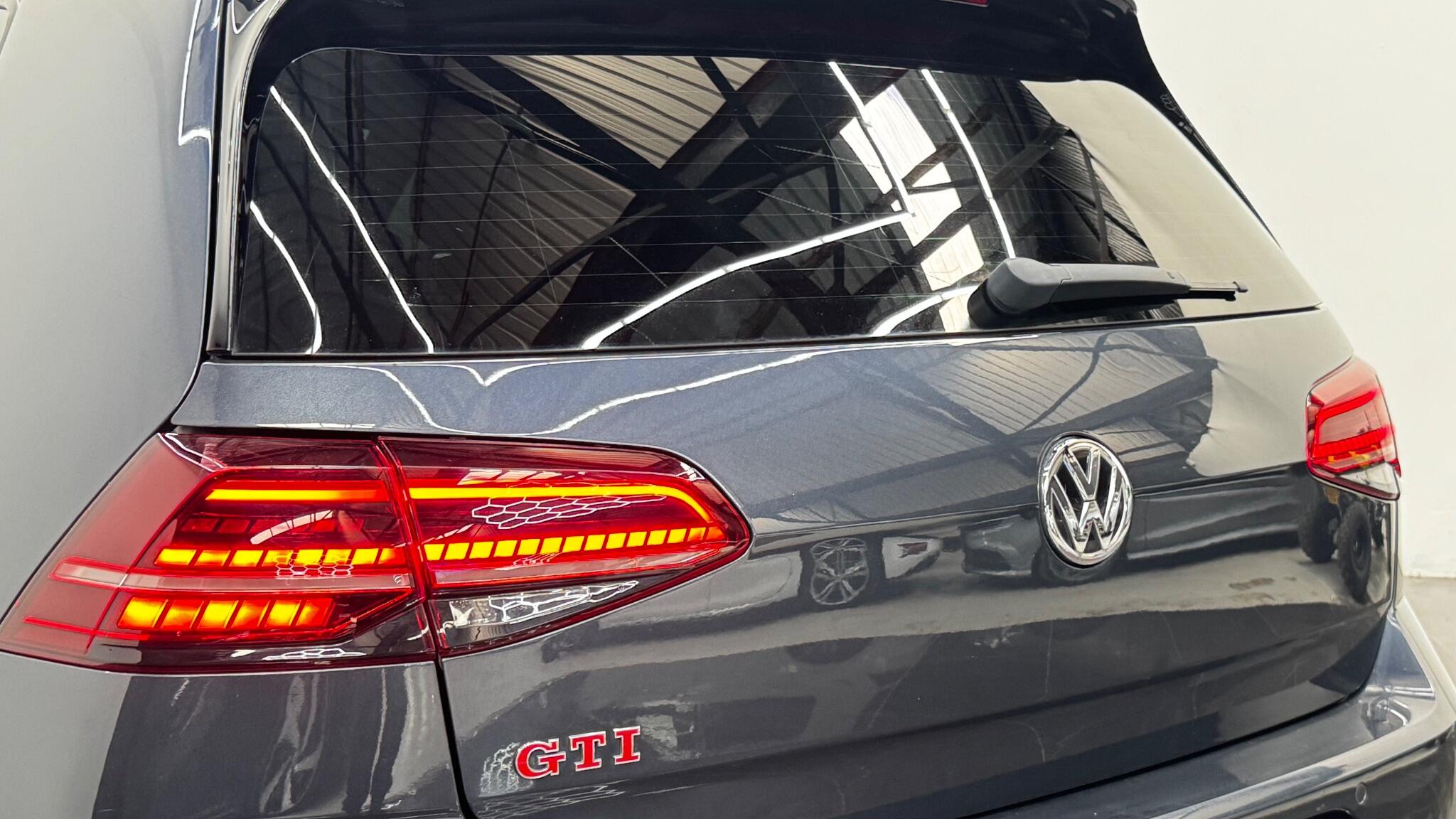 Volkswagen Golf view 15