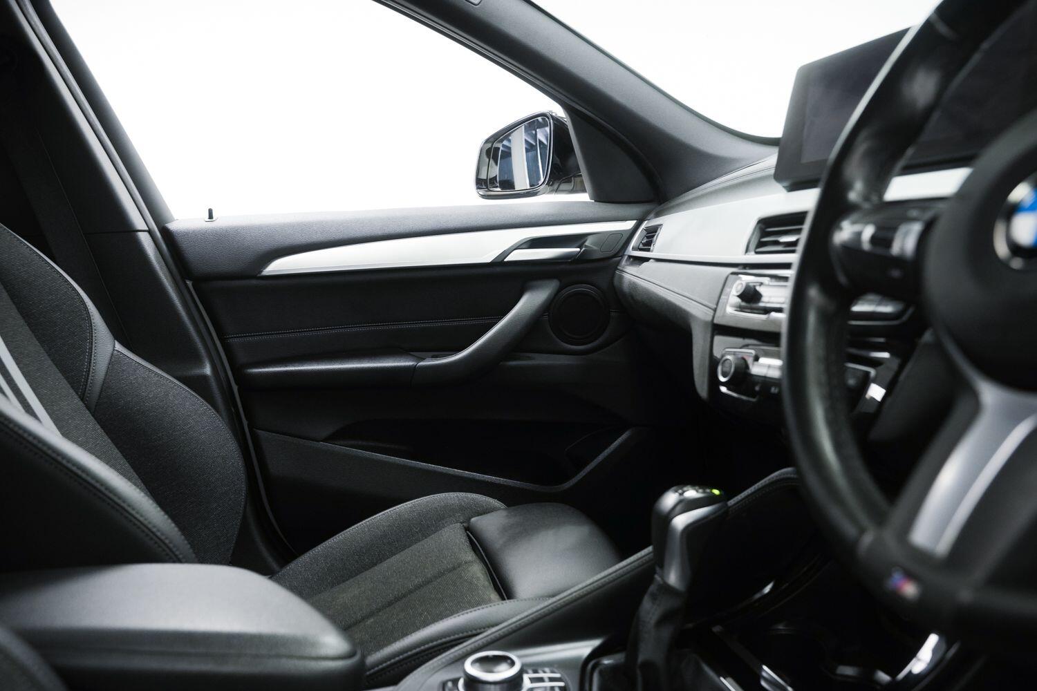 BMW X1 view 21
