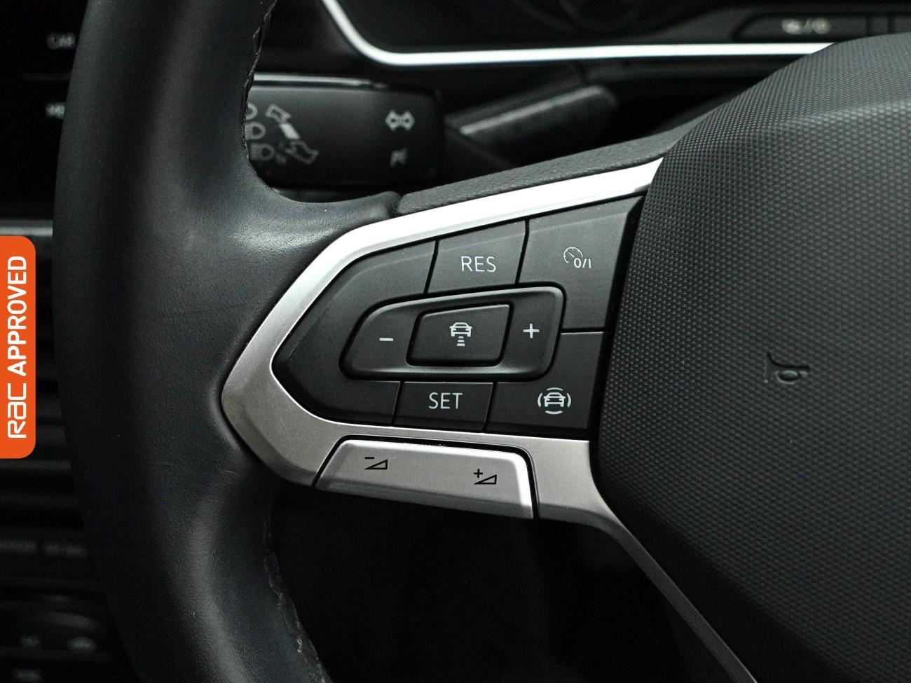 Volkswagen T-Cross view 22
