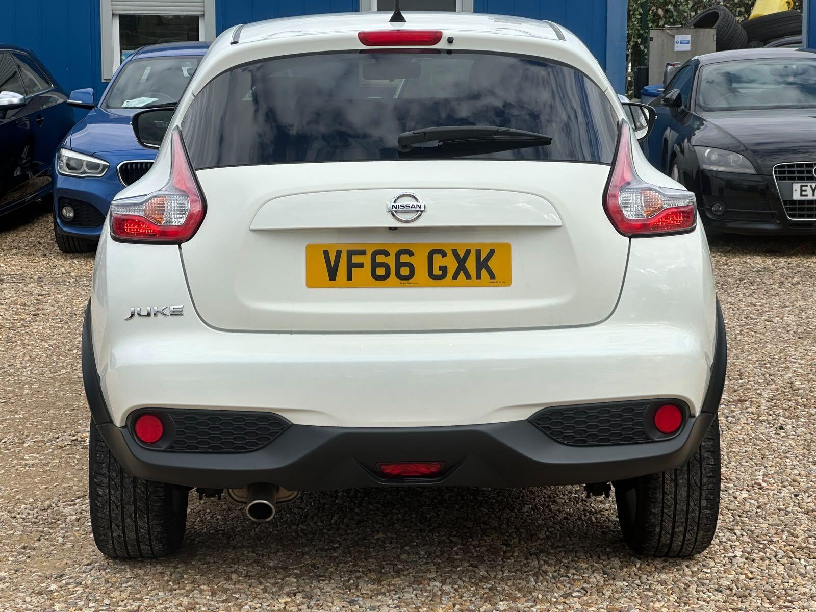 Nissan Juke view 27