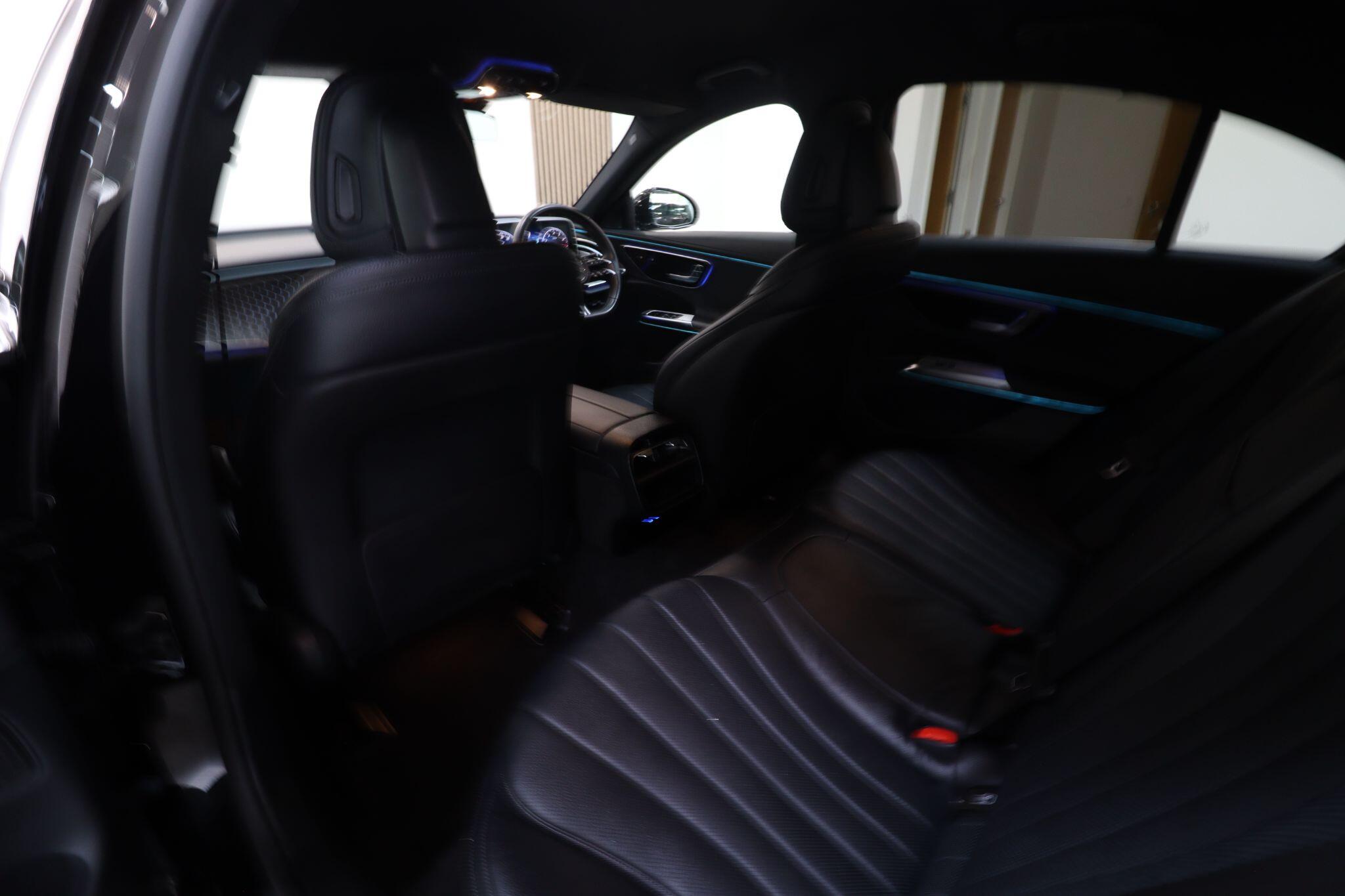 Mercedes-Benz E Class view 13