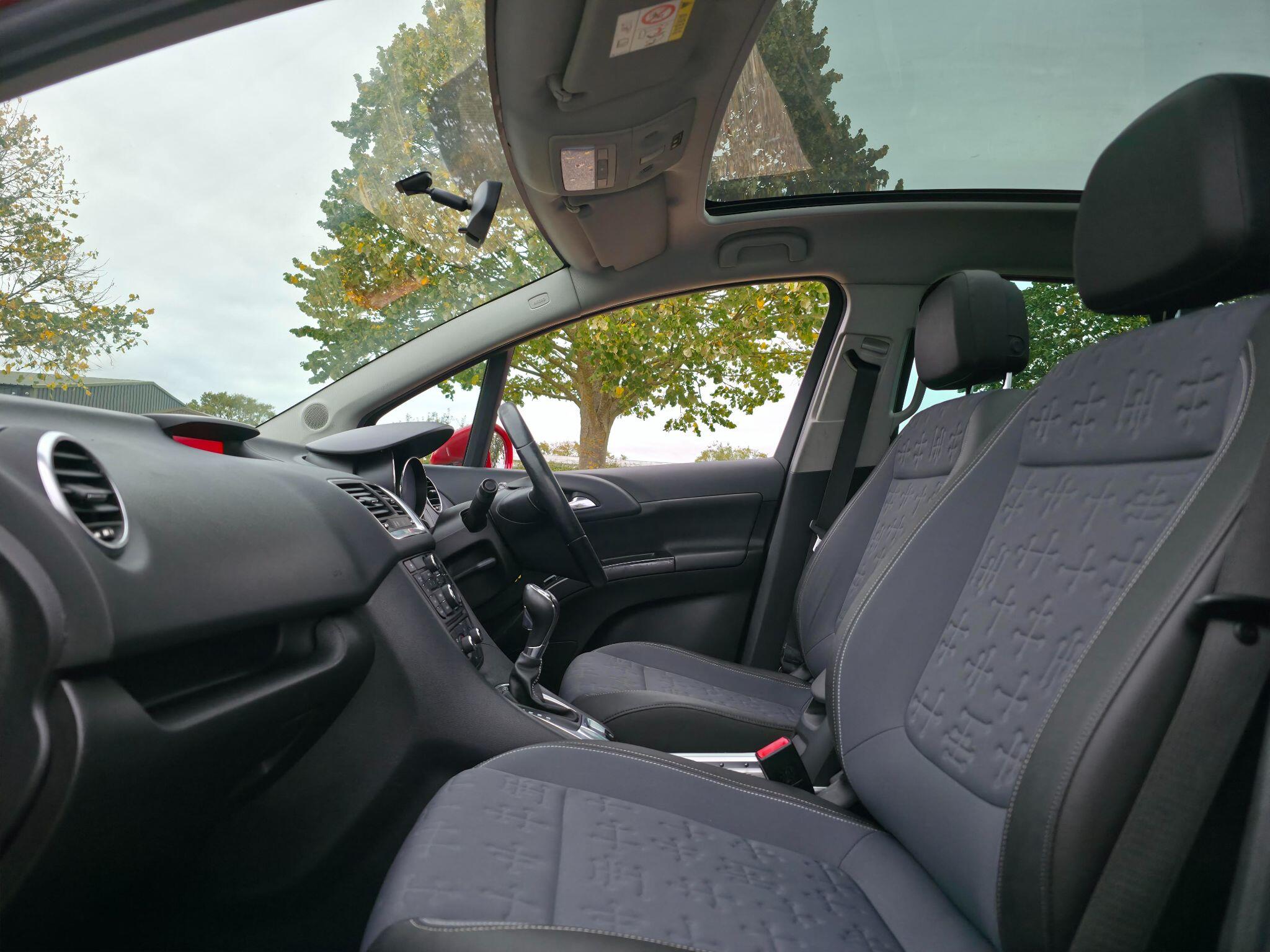 Vauxhall Meriva view 24