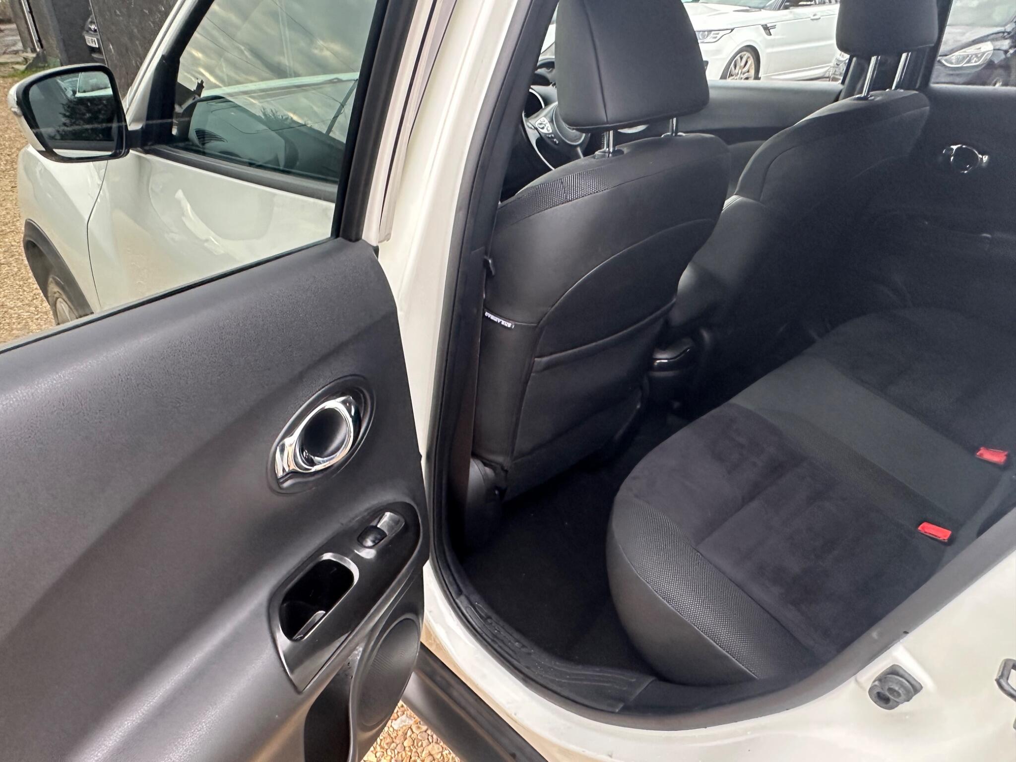 Nissan Juke view 14