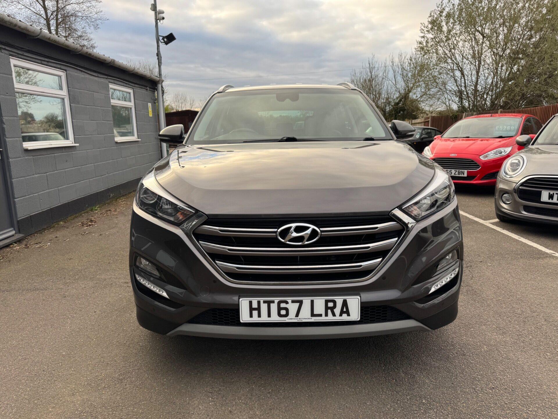 Hyundai Tucson view 9