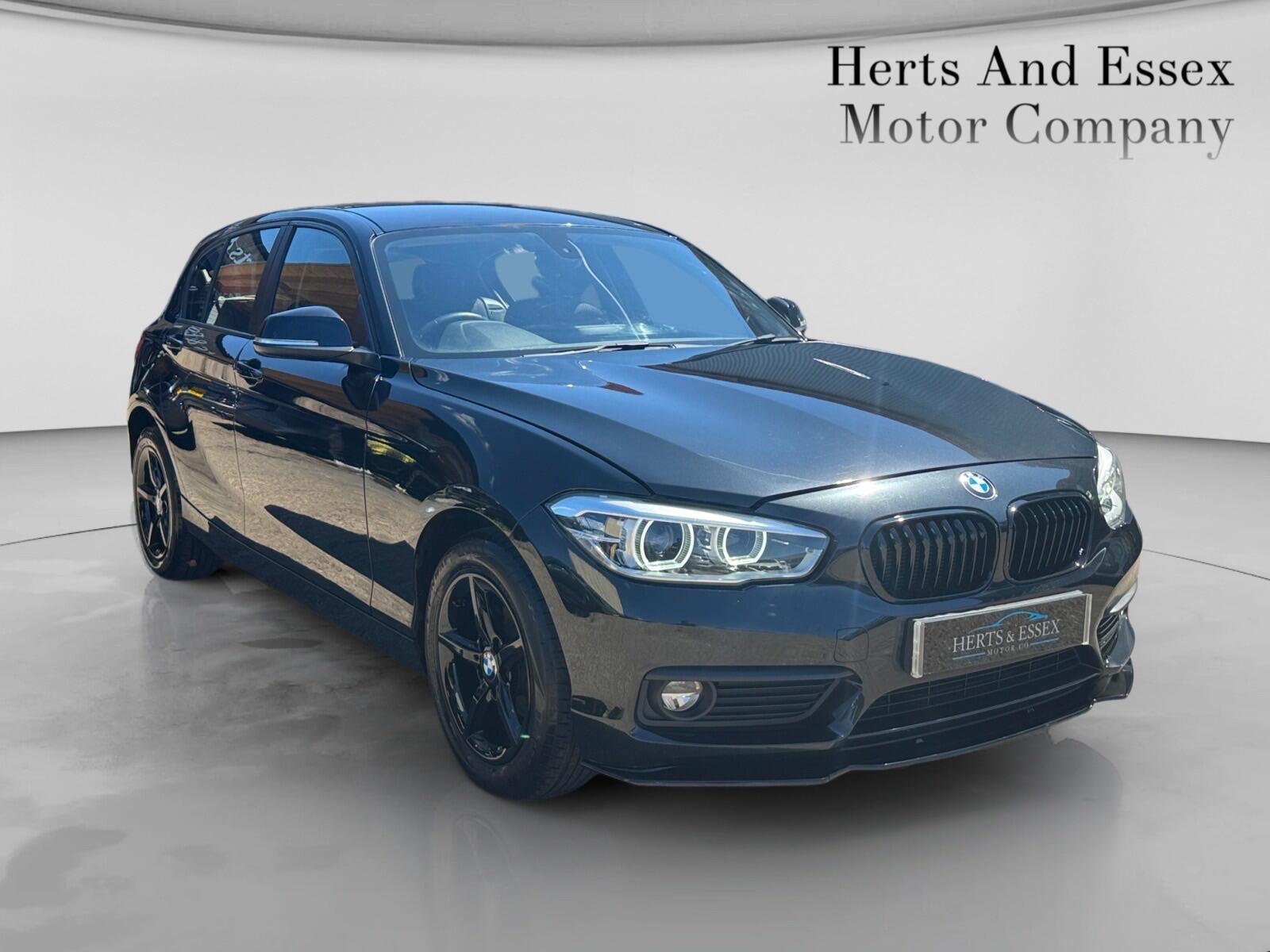 BMW 1 Series view 5