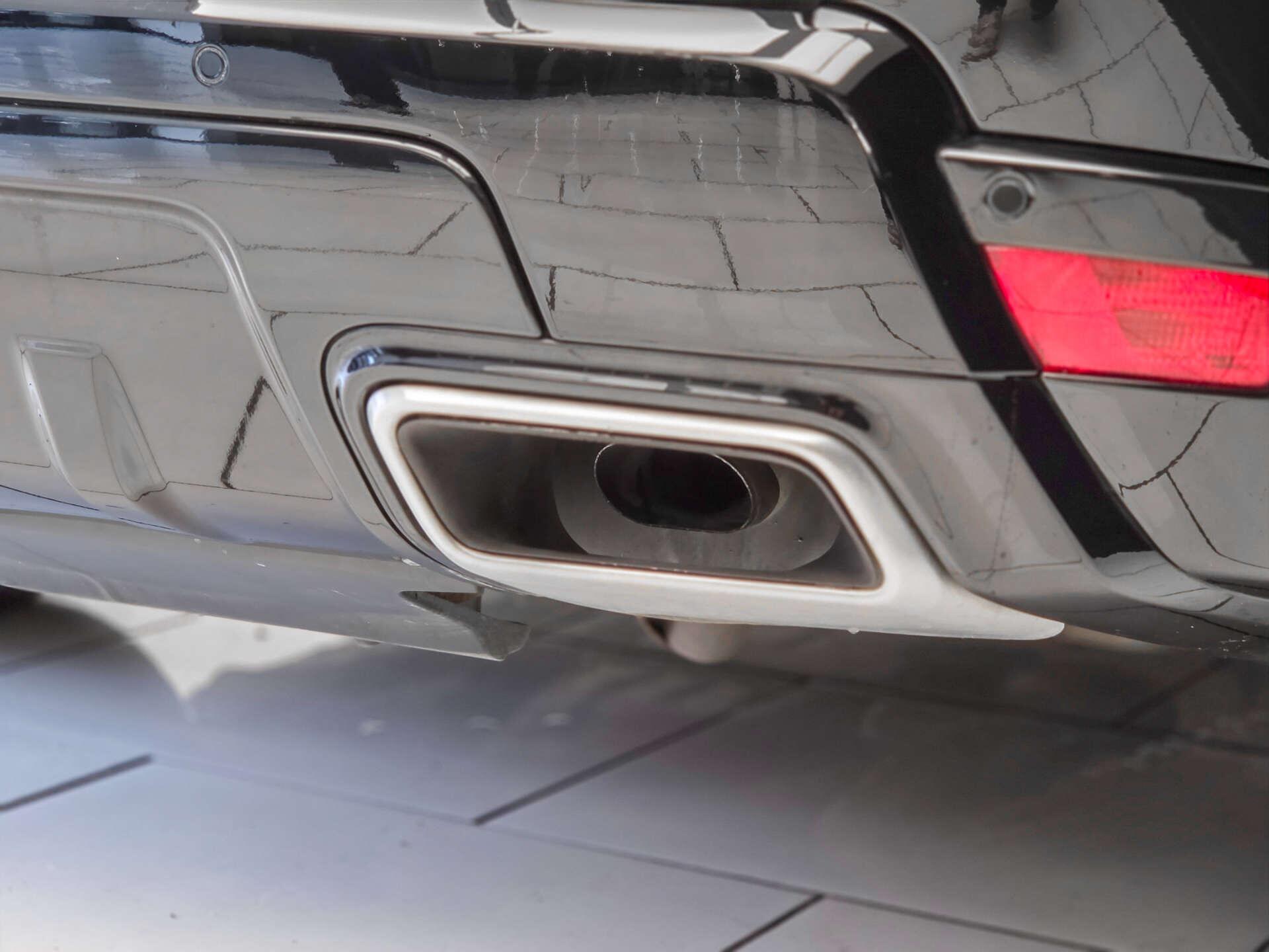 Land Rover Range Rover Sport view 22