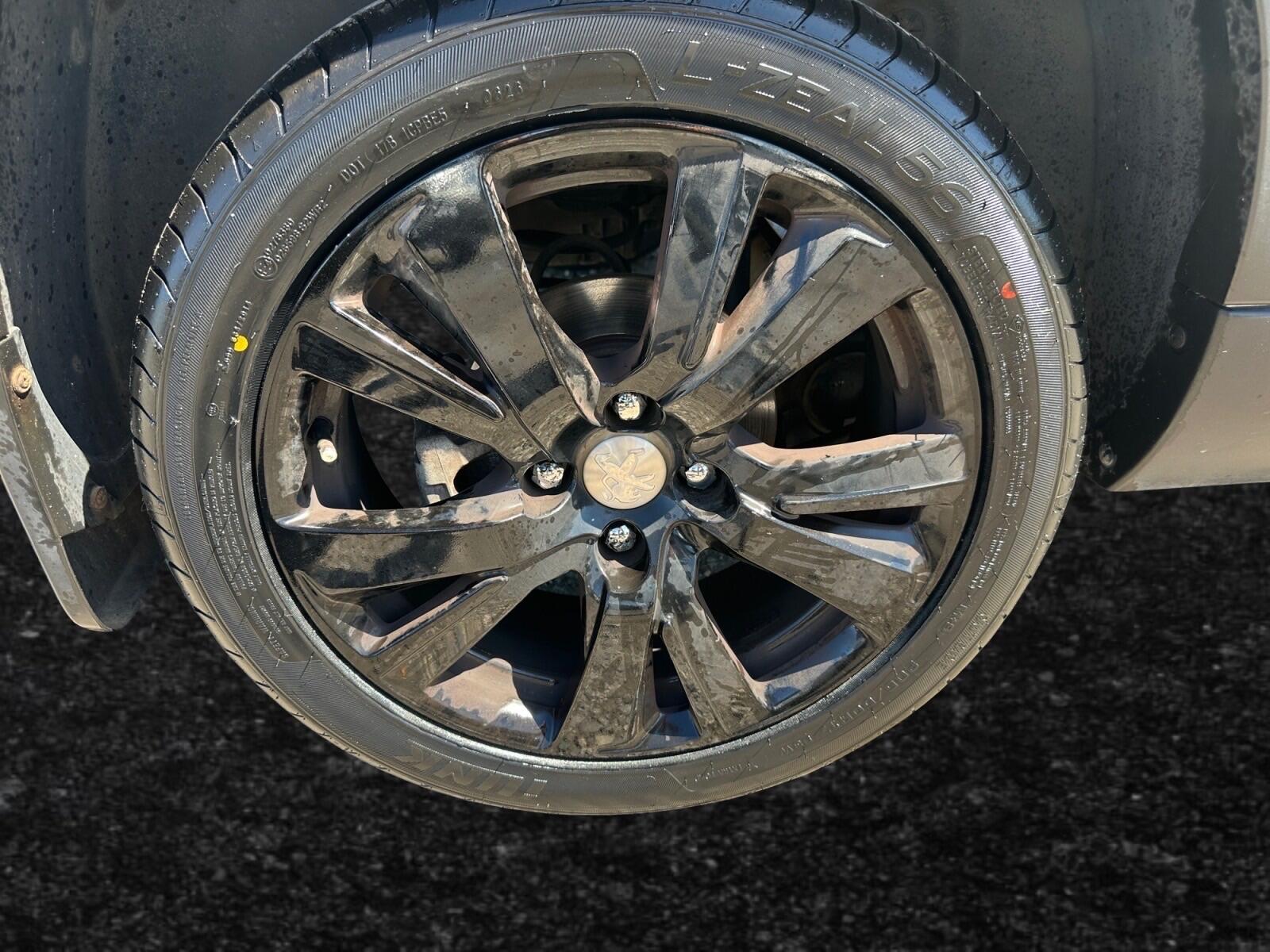 Peugeot 2008 view 12