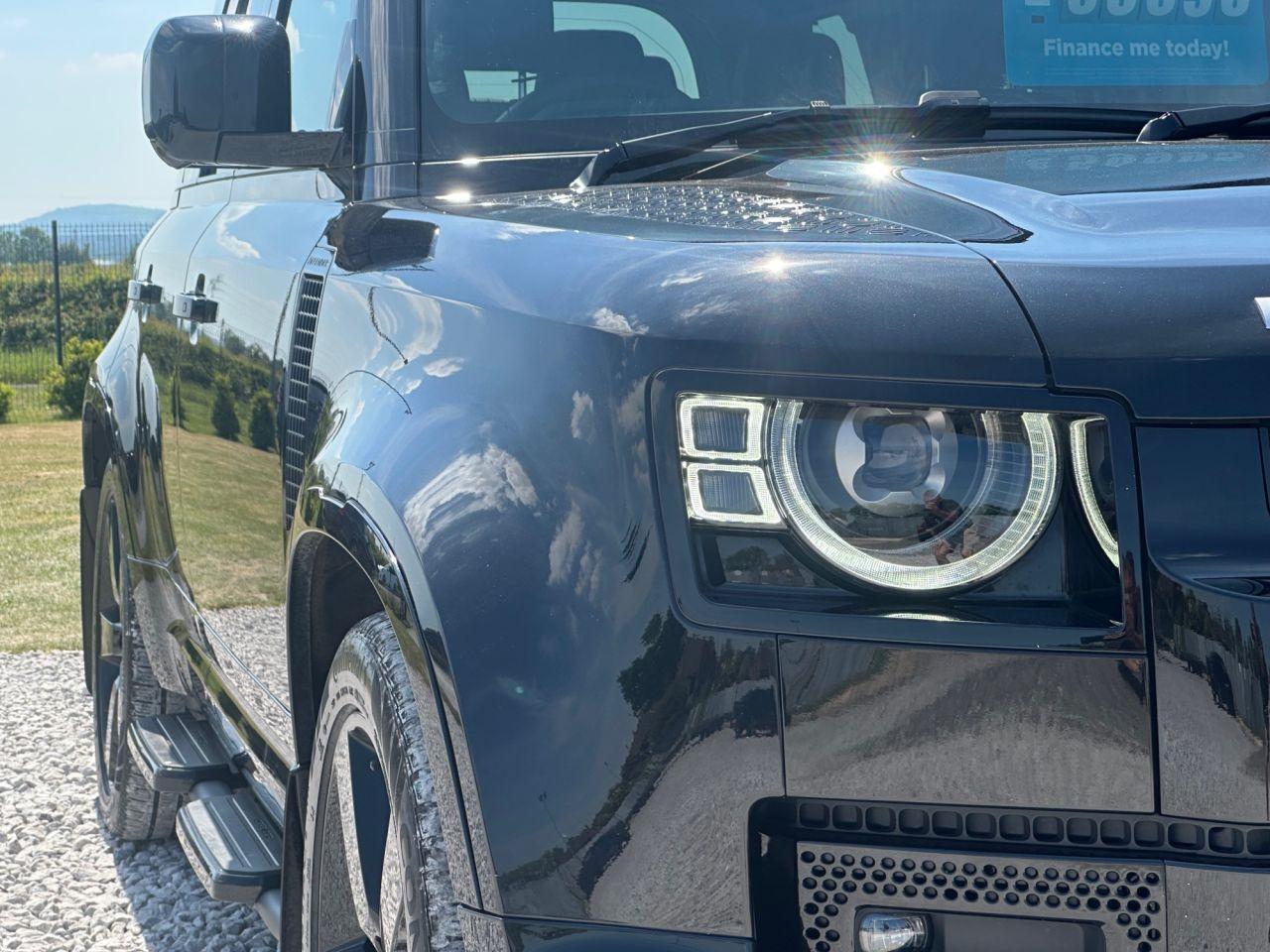 Land Rover Defender view 9