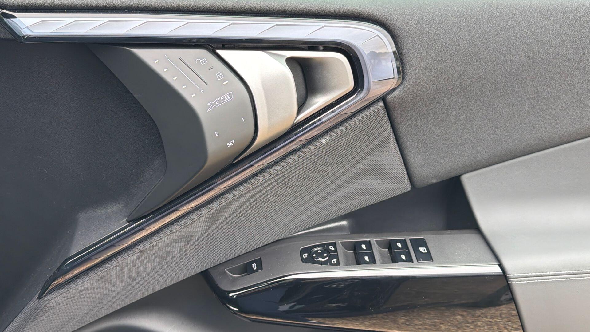 BMW X3 view 21