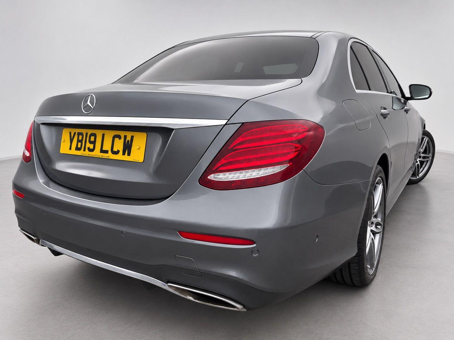 Mercedes-Benz E-Class view 13