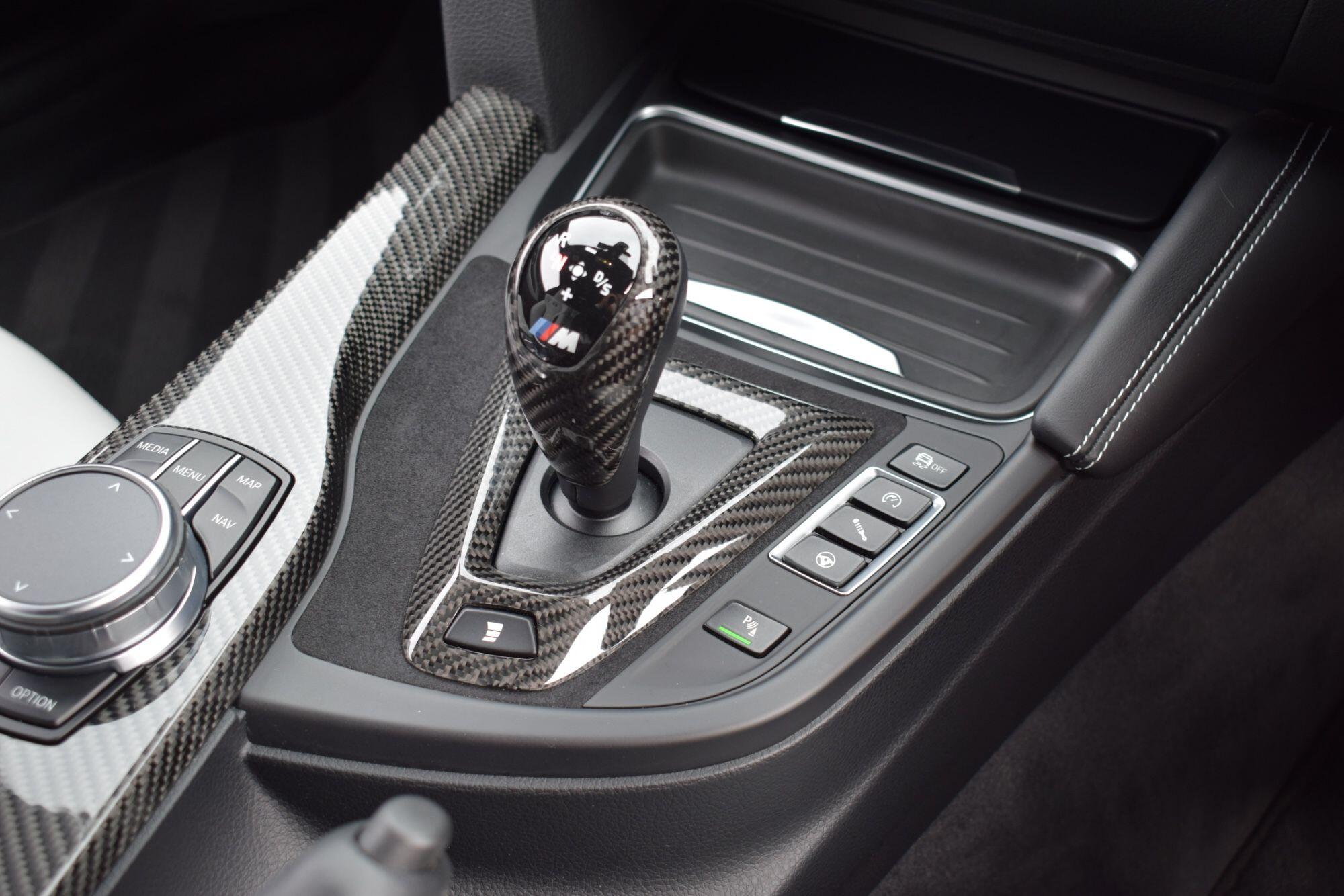 BMW M4 view 24