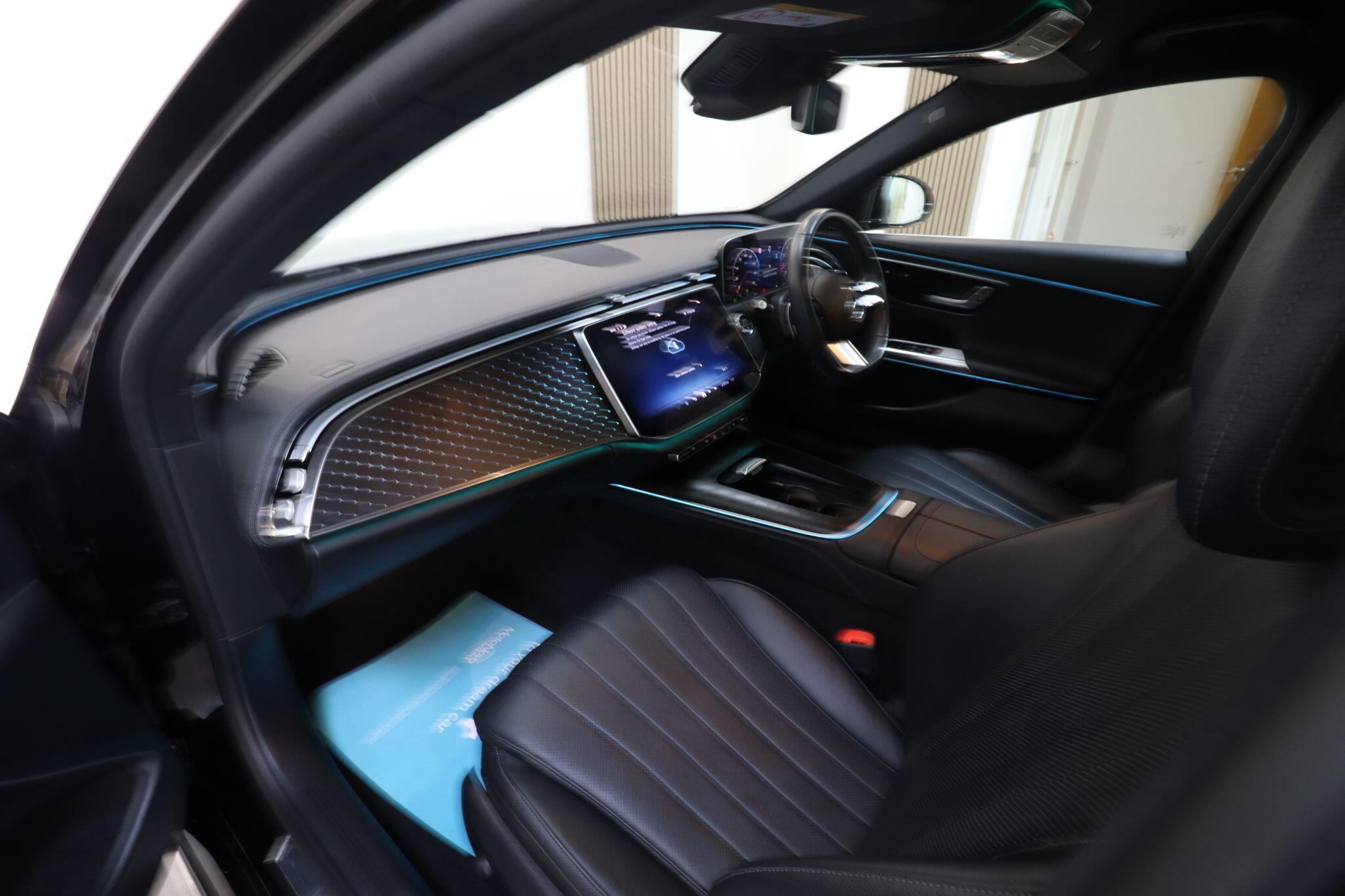 Mercedes-Benz E Class view 11