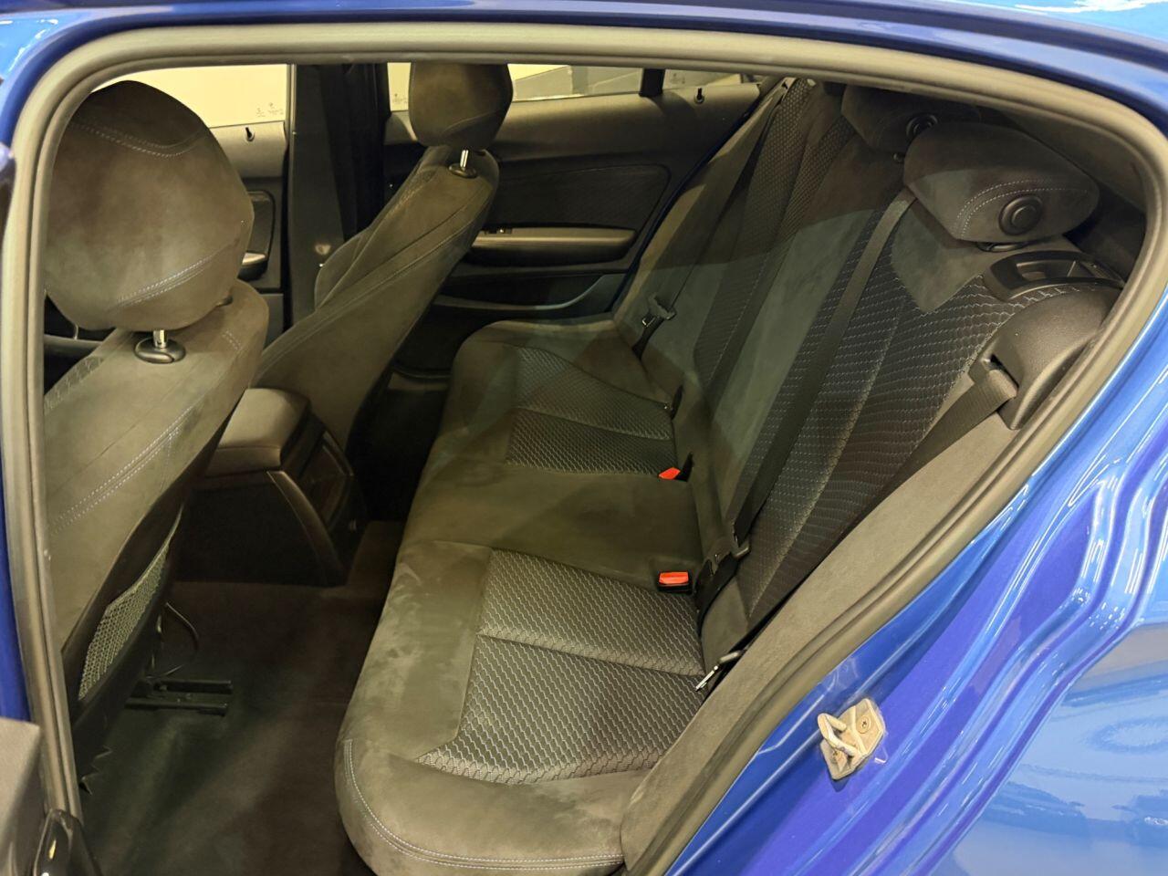 BMW 1 Series view 27