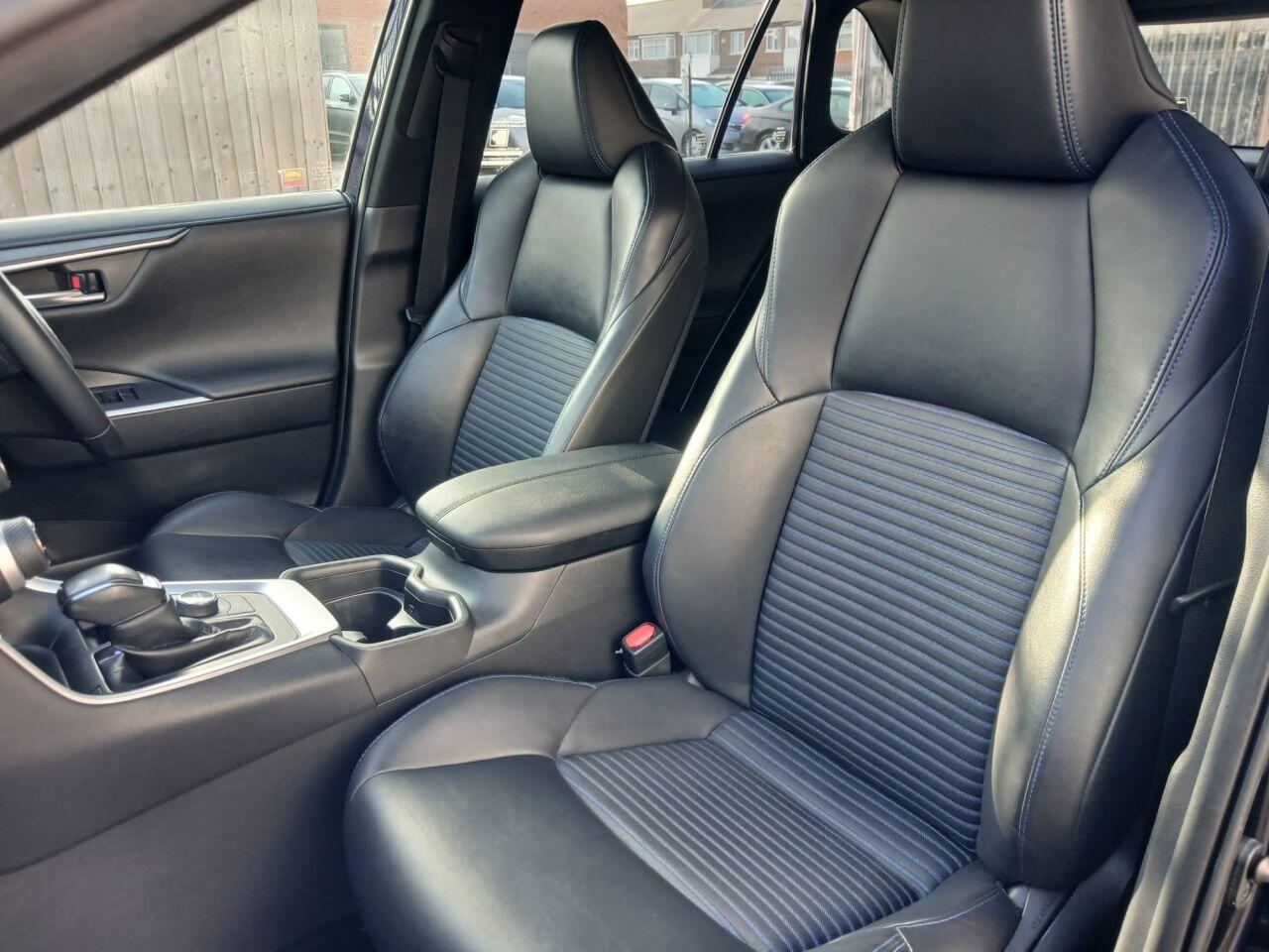 Toyota RAV4 view 23
